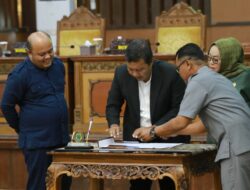 Hadiri Akhir Masa Jabatannya, Bupati Tanjabtim Ucapkan Terima Kasih Kepada DPRD