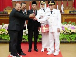 Paripurna Sertijab Bupati dan Wakil Bupati Tanjab Timur